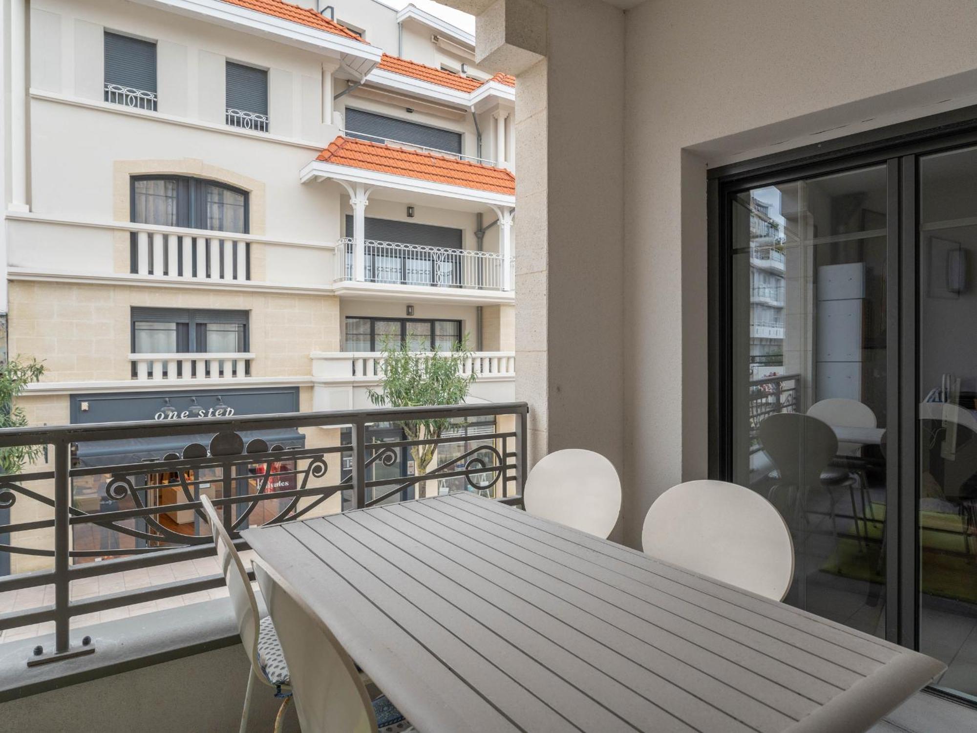 T3 En Centre-Ville D'Arcachon, Proche Plage, Balcons, Parking, Ascenseur Et Wi-Fi - Fr-1-319-440 Kültér fotó